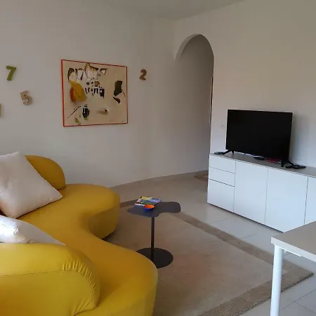 Greta 29 아파트 *