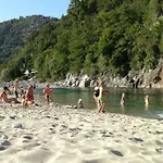 Greta 29